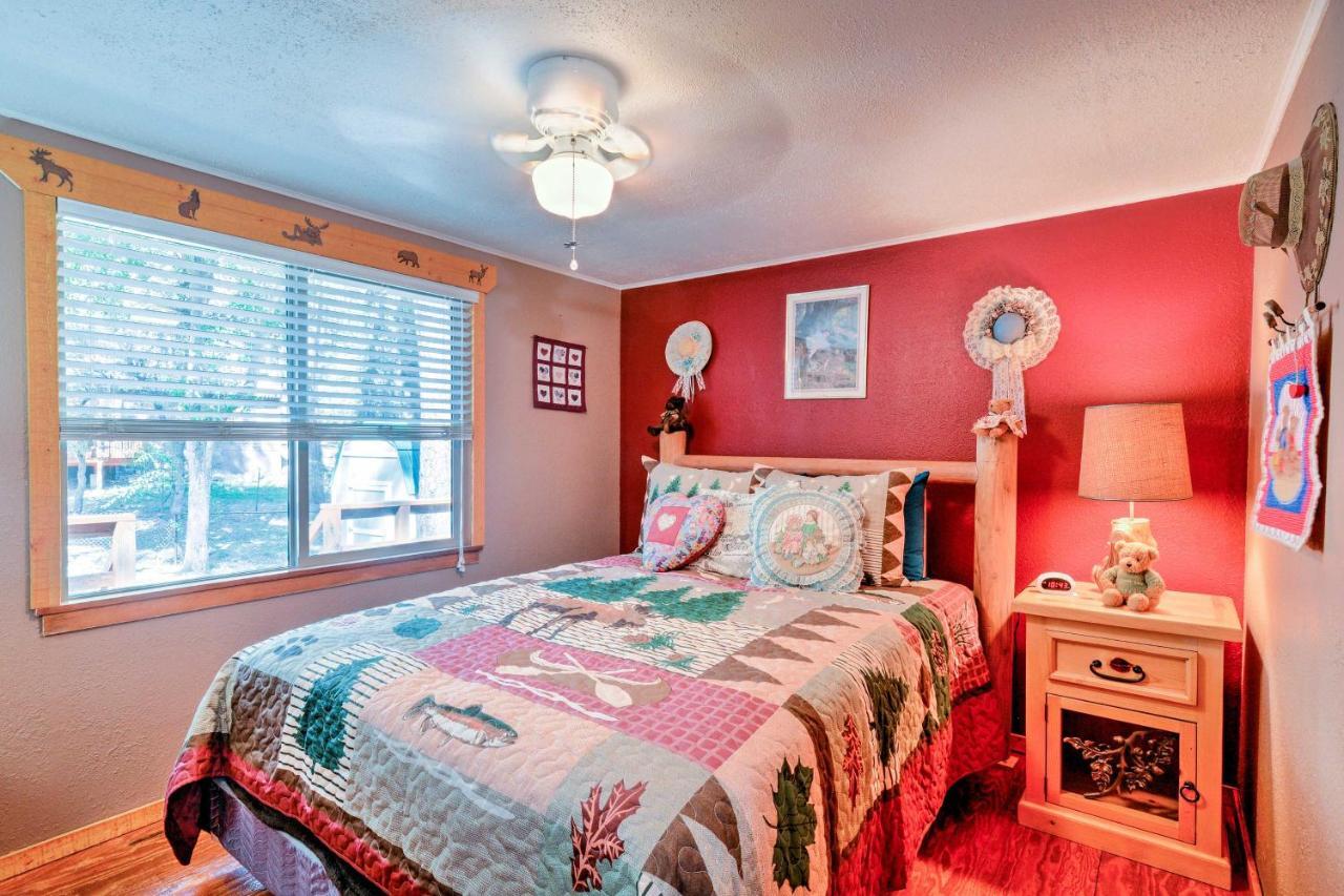 Cozy Cabin With Ac And Deck, 5 Mi To Downtown Prescott Villa Eksteriør billede